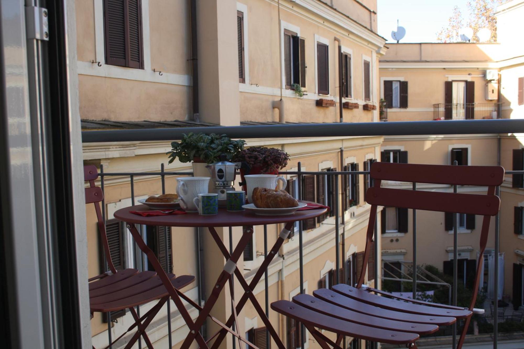 Apartment House Donatello Rome